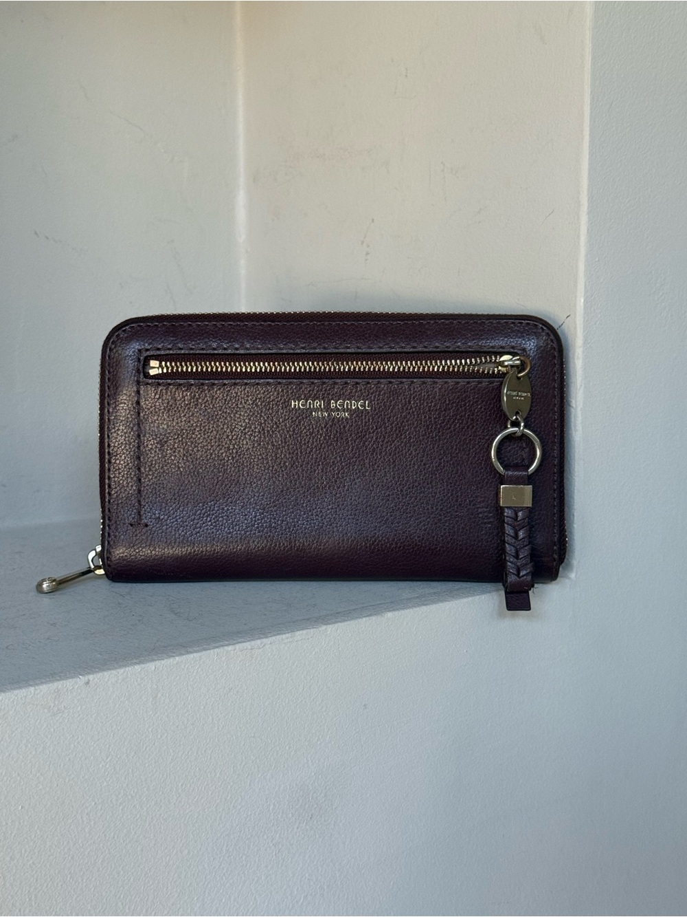 Henri Bendel Leather Zip Around Wallet Burgundy Oxblood Gold Hardware